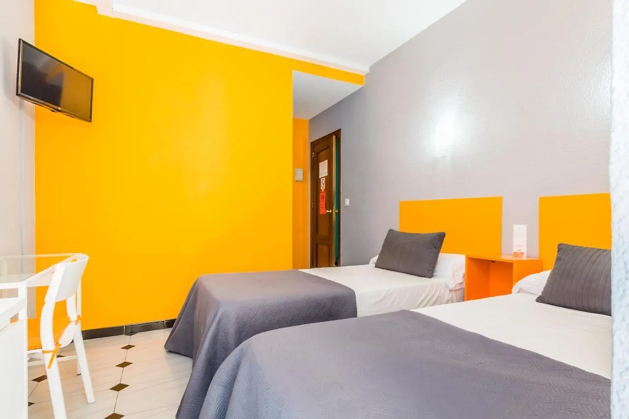Hostal Tropical Almuñécar Casa de hóspedes