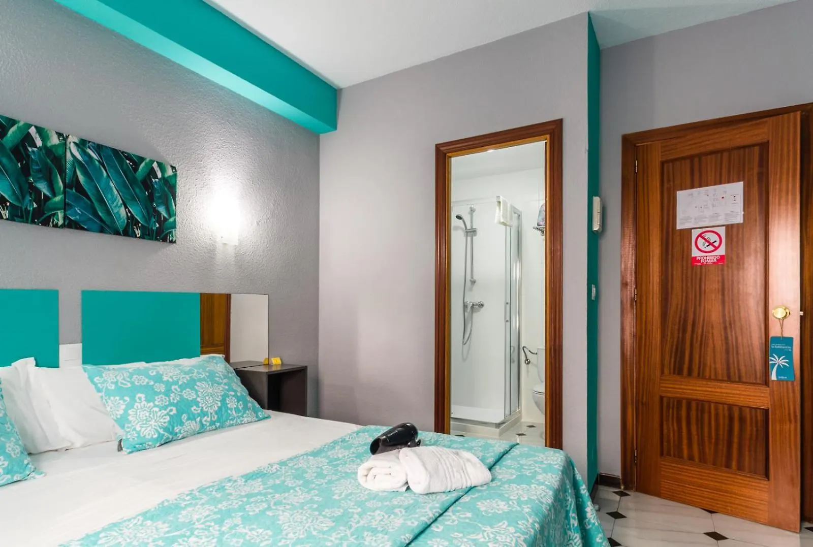 Hostal Tropical Almuñécar Espanha