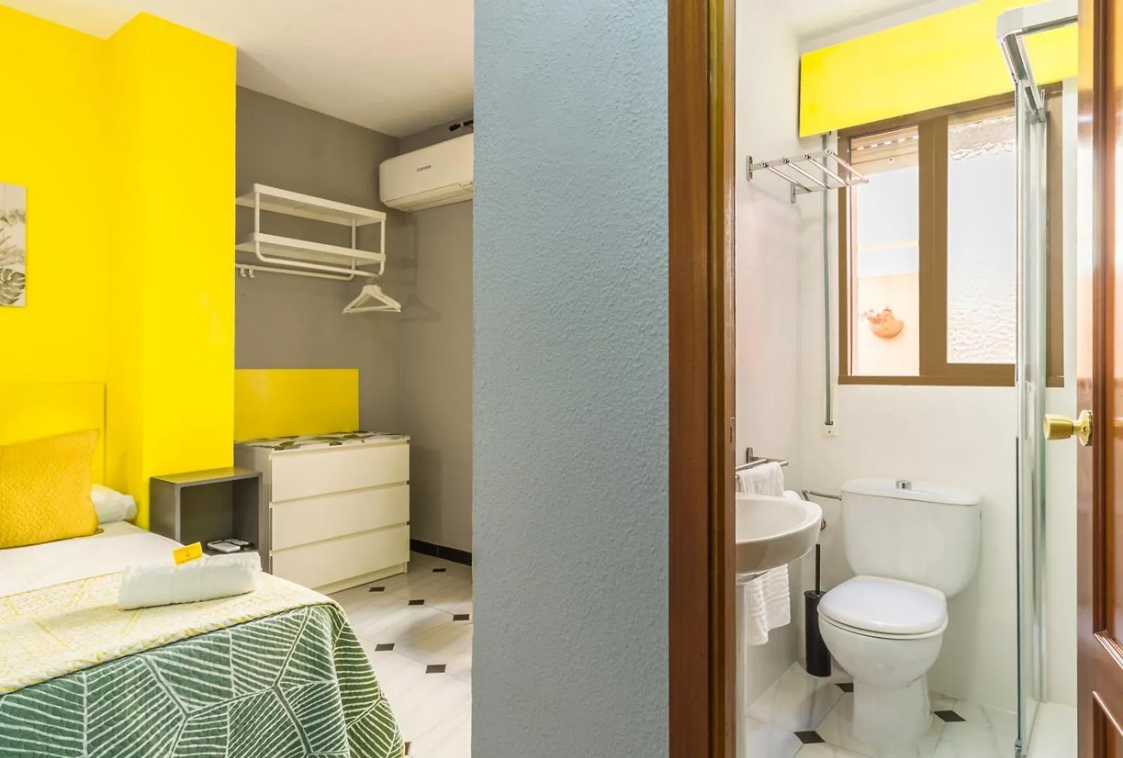 Hostal Tropical Almuñécar
