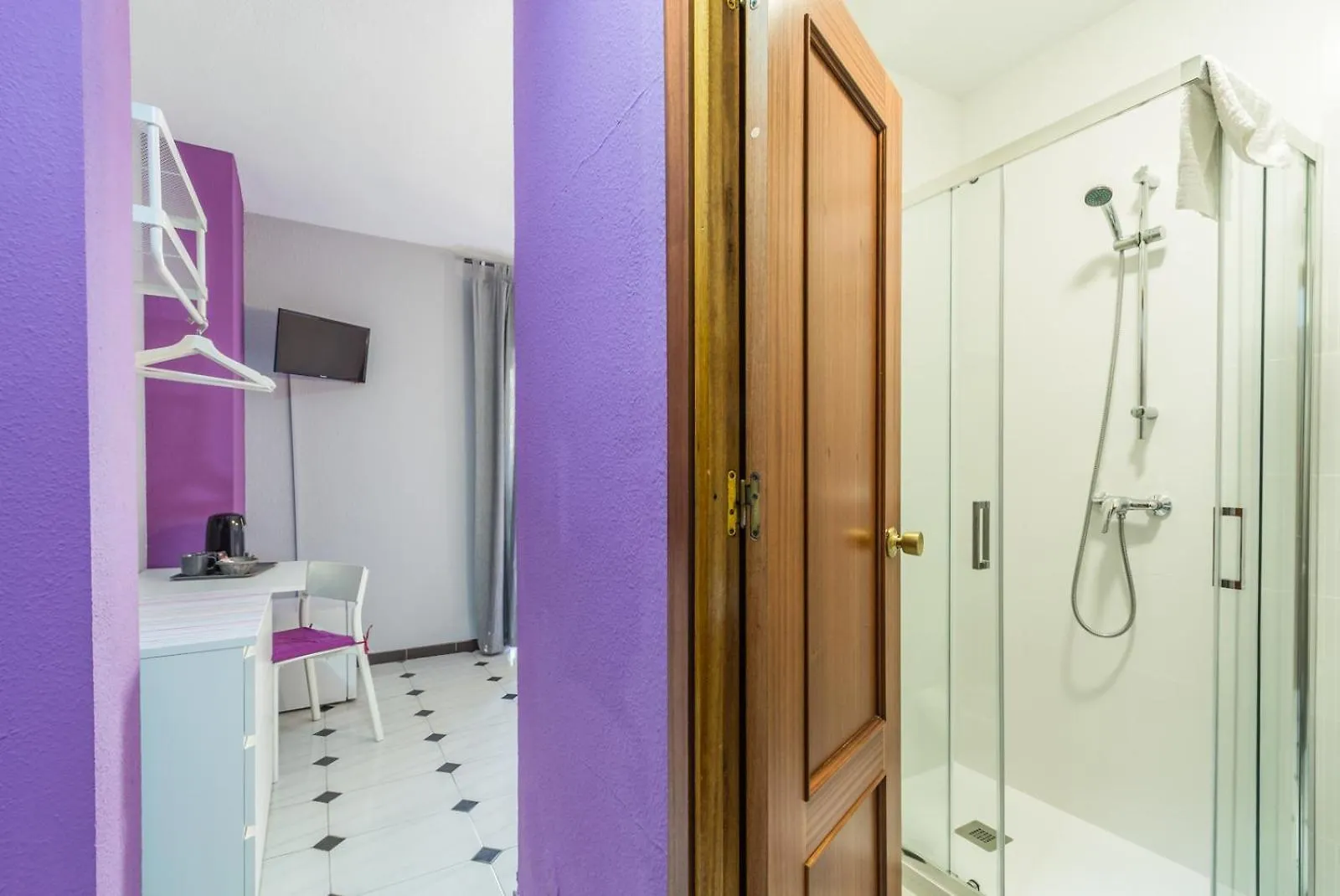 Hostal Tropical Almuñécar 2*,  Spanje
