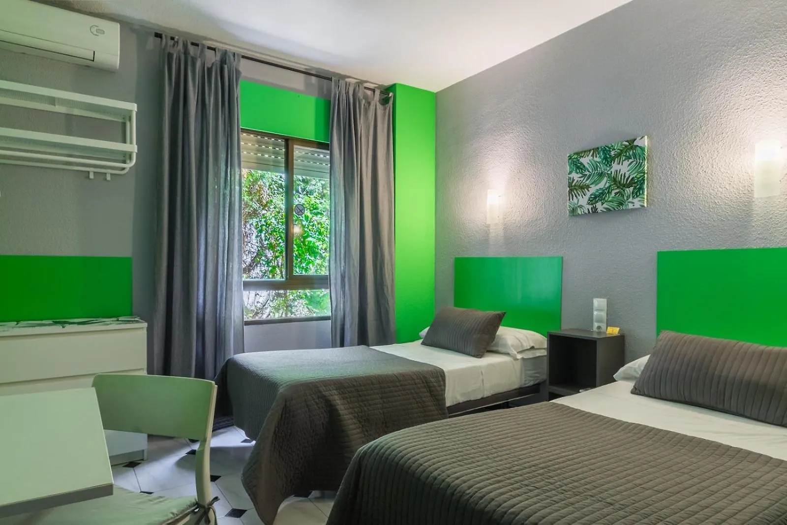 Gasthuis Hostal Tropical Almuñécar